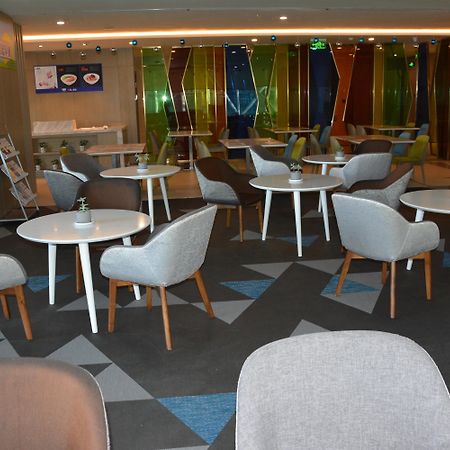 Holiday Inn Express Yingkou Onelong Plaza By Ihg Gaizhou ภายนอก รูปภาพ