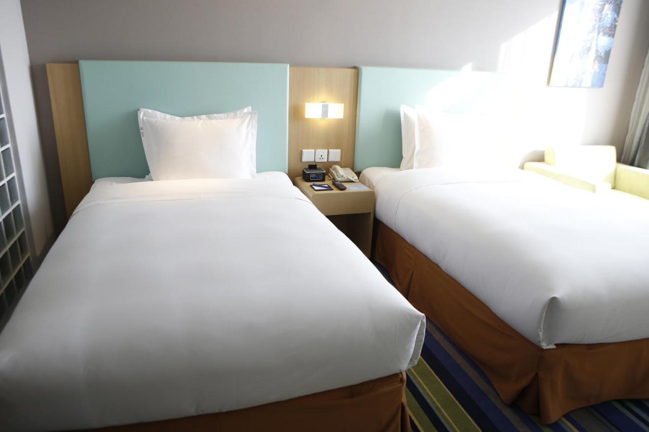 Holiday Inn Express Yingkou Onelong Plaza By Ihg Gaizhou ภายนอก รูปภาพ